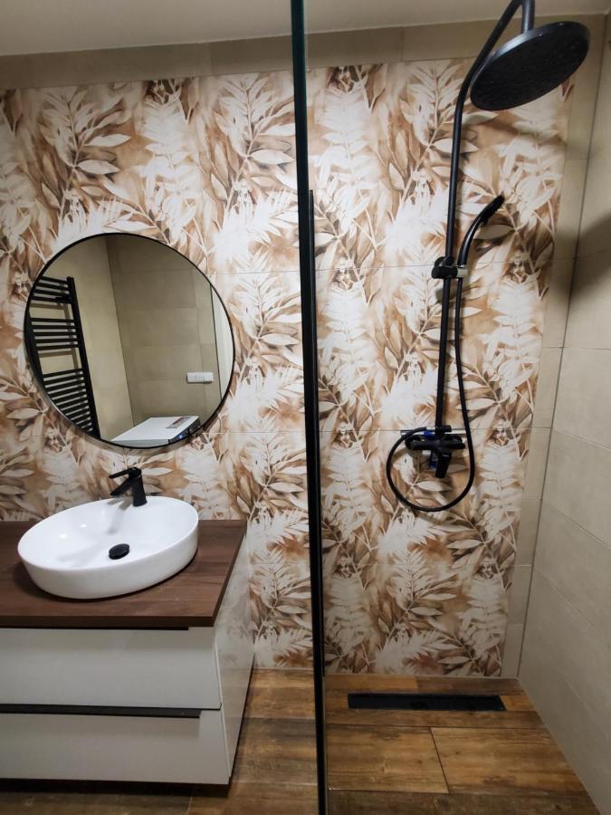 Novy Apartman Eva Jicin Luaran gambar